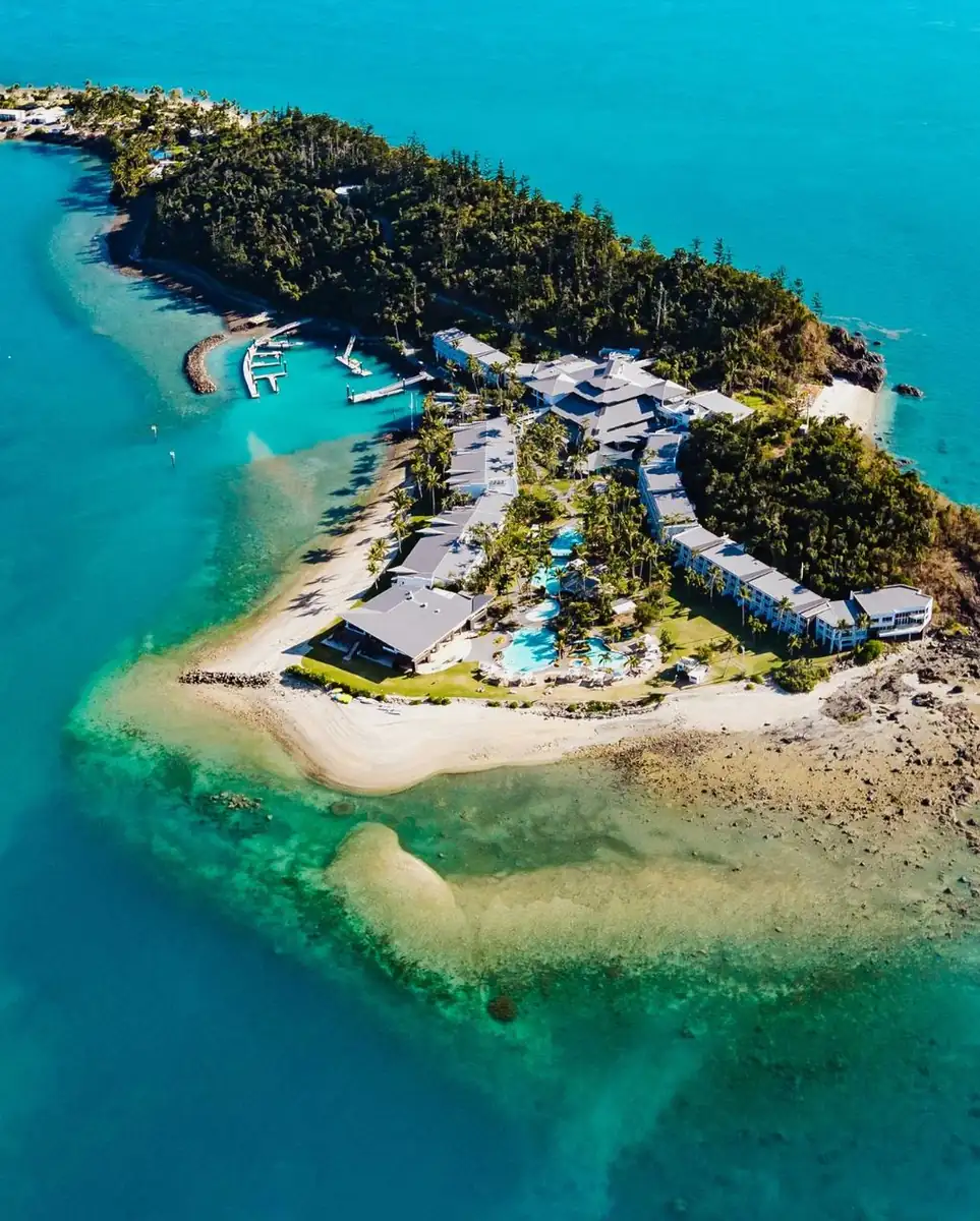 IS2 Medical | Slow Luxury: The Best Private Charters and Remote Reef Cays on the Great Barrier Reef Charter Hubs Beyond Cairns