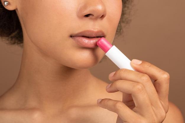 IS2 Medical|Is Lotion a Good Chapstick Alternative for Dry Lips? Discover Safe Lip Care Options